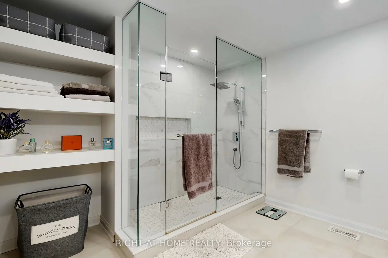 236, Karl Rose, Woodland Hill, Newmarket