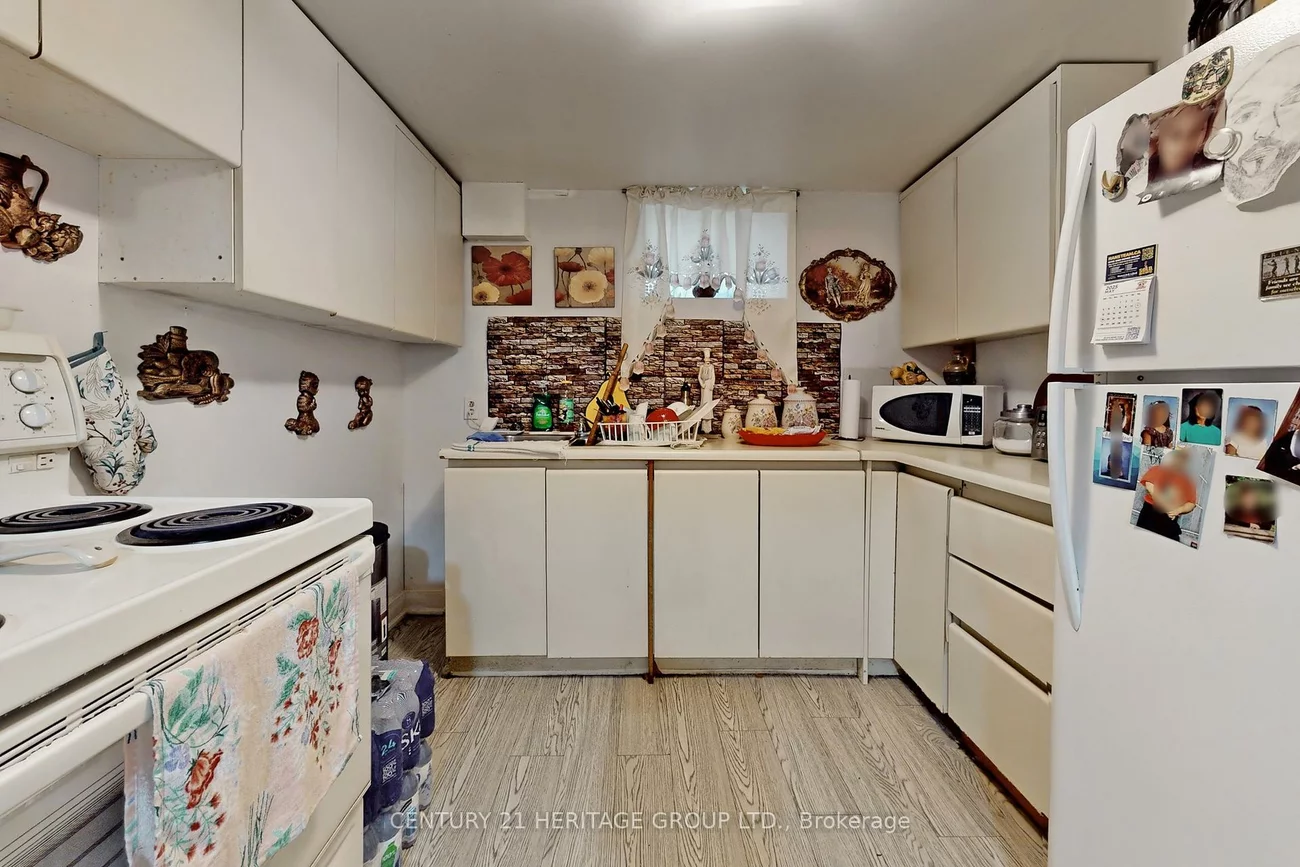 144, Maurice, Bristol-London, Newmarket