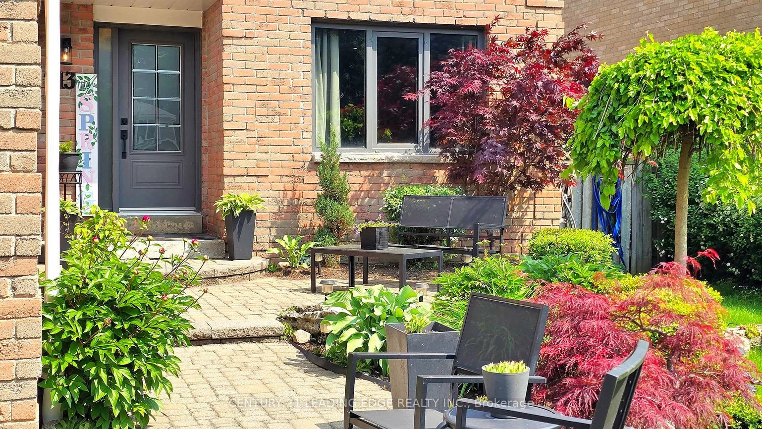 213, MCCAFFREY, Glenway Estates, Newmarket