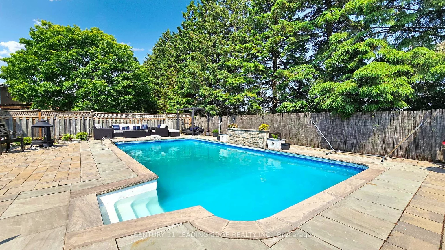 213, MCCAFFREY, Glenway Estates, Newmarket