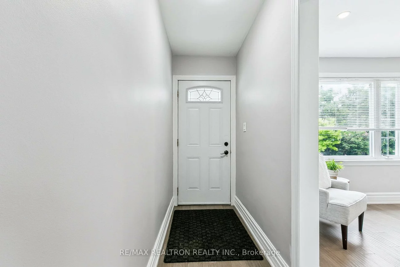 426, Eagle, Central Newmarket, Newmarket
