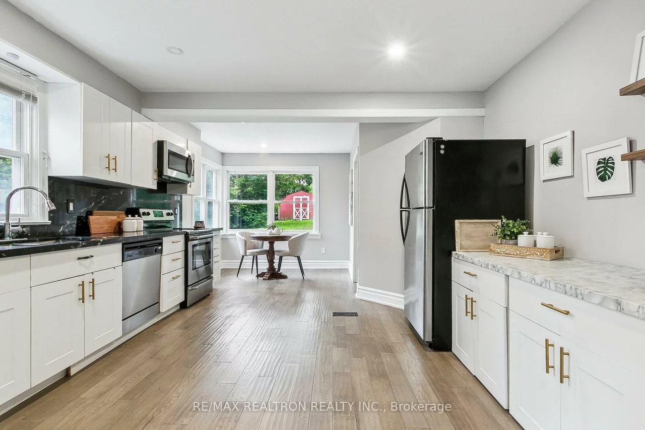 426, Eagle, Central Newmarket, Newmarket