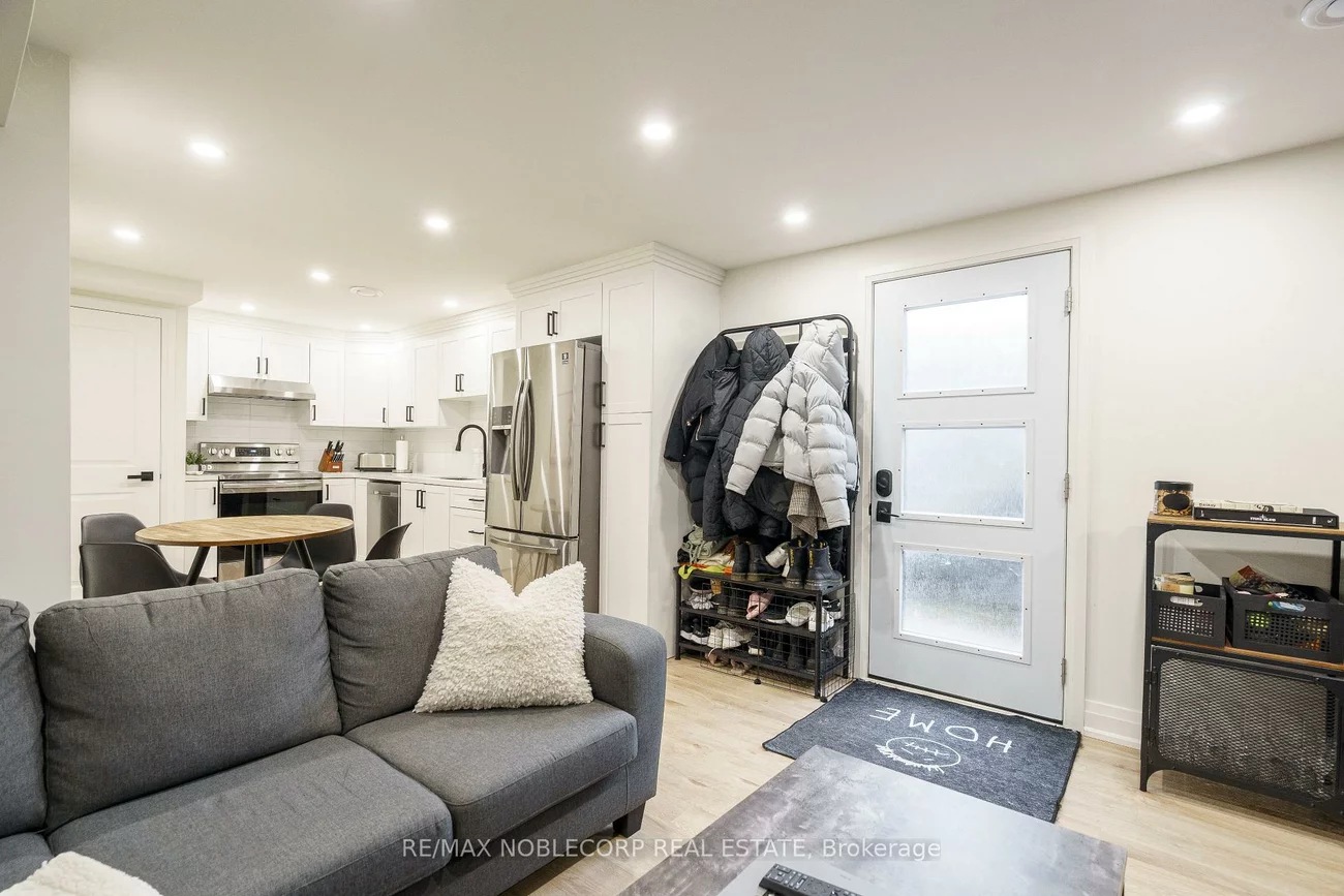 115, William Roe, Central Newmarket, Newmarket