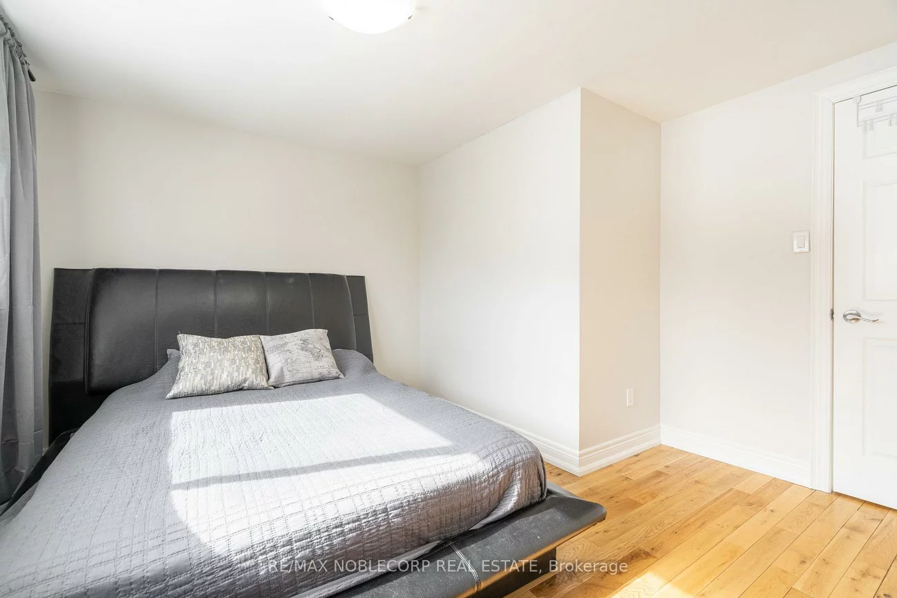 115, William Roe, Central Newmarket, Newmarket