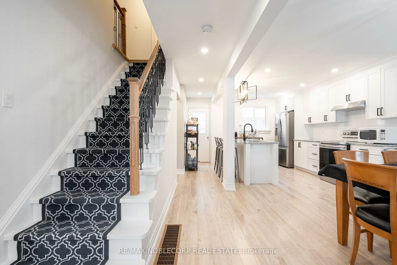 115, William Roe, Central Newmarket, Newmarket