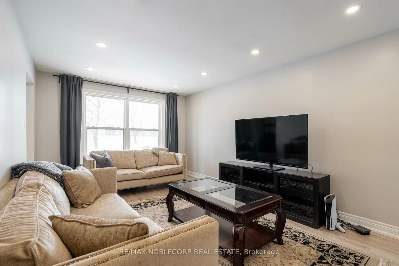 115, William Roe, Central Newmarket, Newmarket
