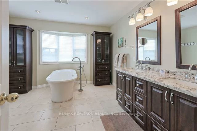 852, Norwick, Stonehaven-Wyndham, Newmarket