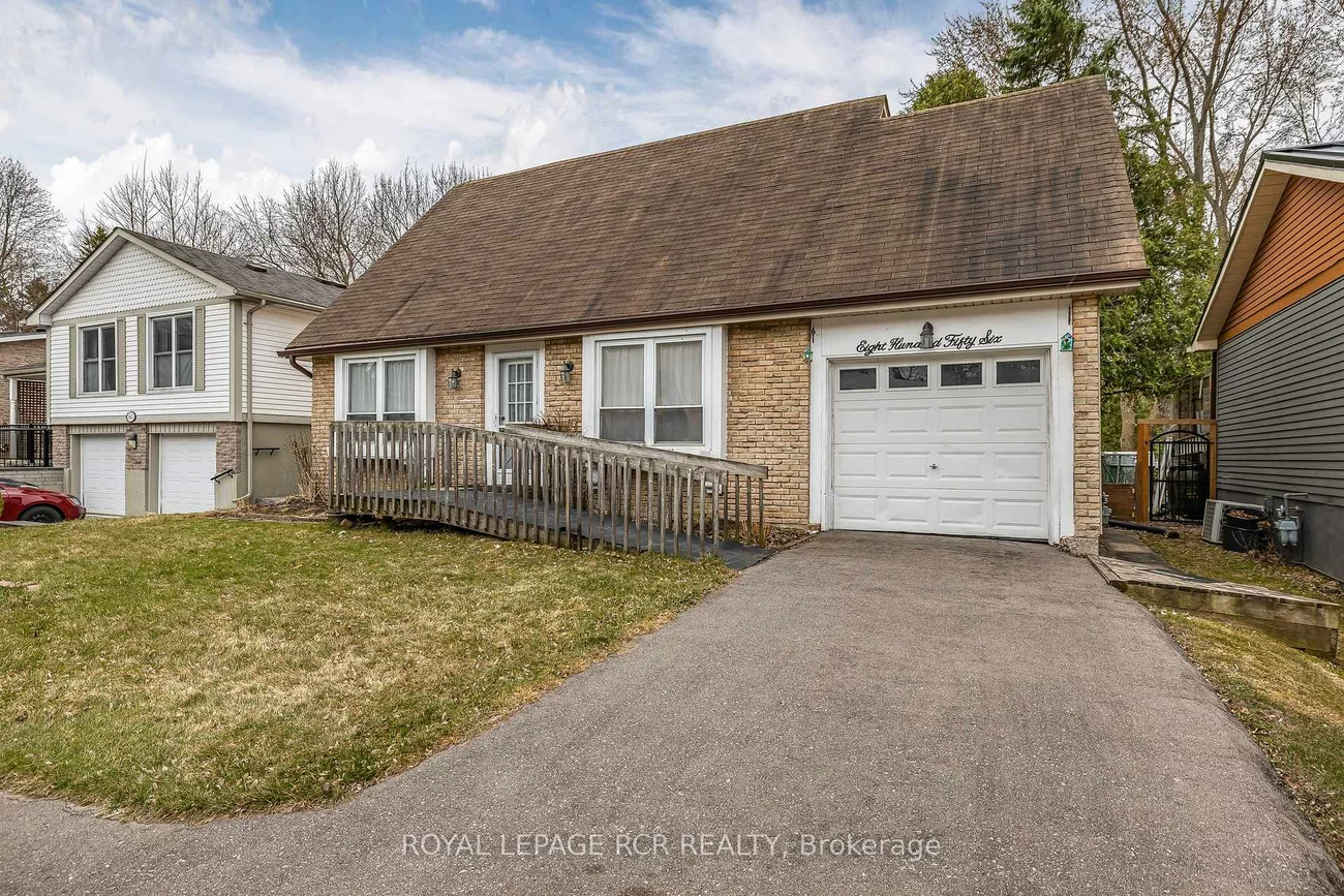 856, Magnolia, Huron Heights-Leslie Valley, Newmarket