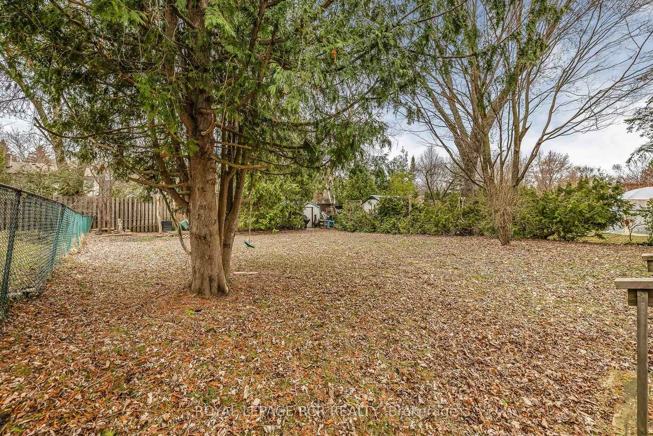 856, Magnolia, Huron Heights-Leslie Valley, Newmarket