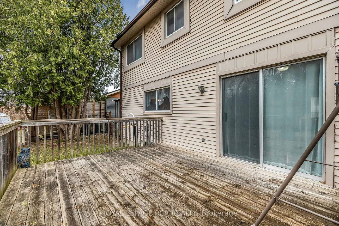 856, Magnolia, Huron Heights-Leslie Valley, Newmarket