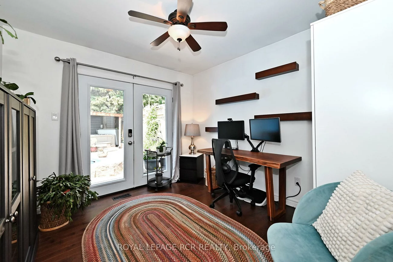 350, Borden, Central Newmarket, Newmarket