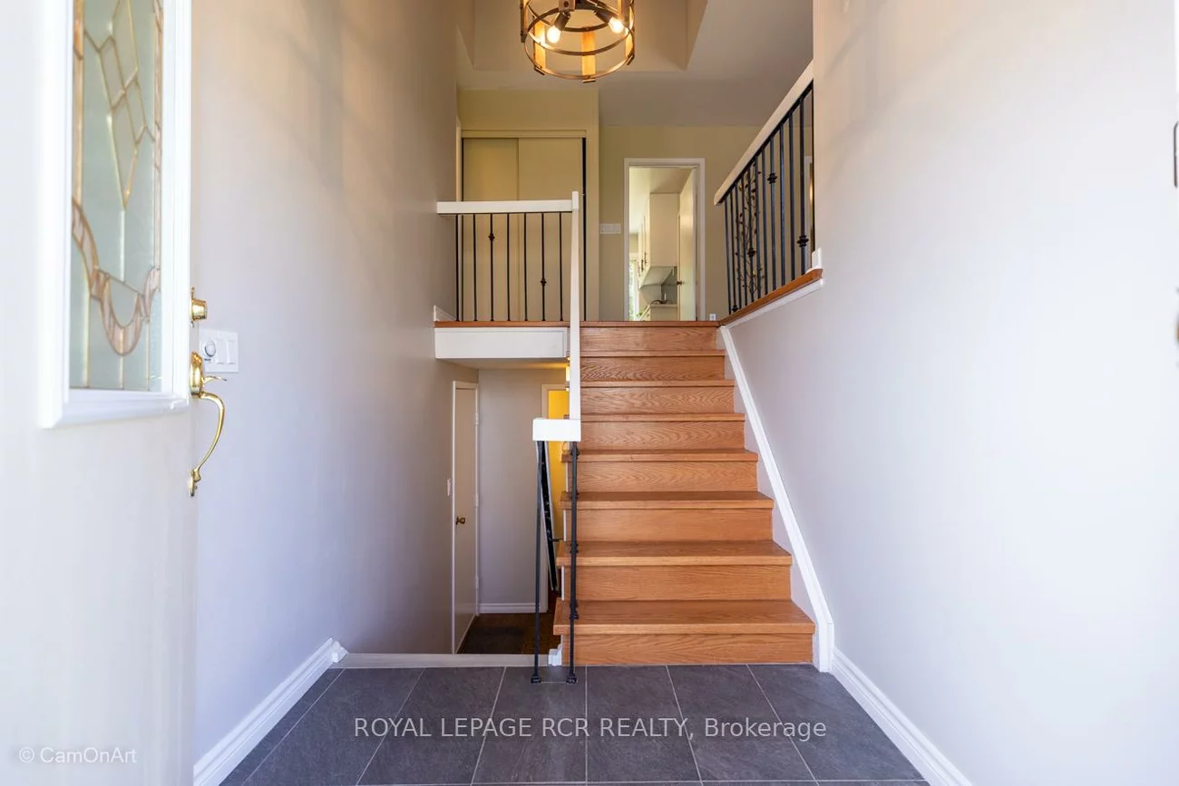 120, Rutledge, Huron Heights-Leslie Valley, Newmarket