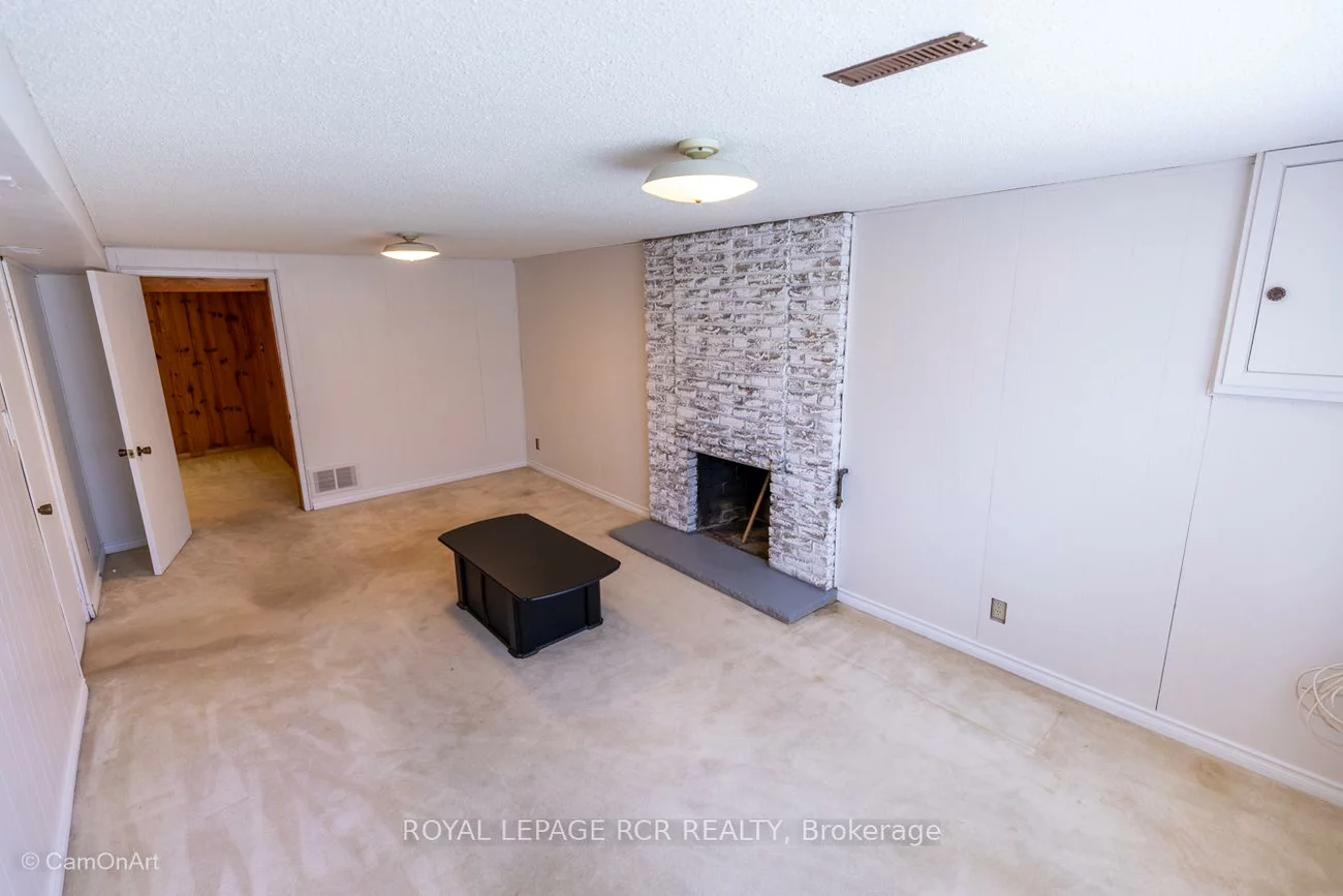 120, Rutledge, Huron Heights-Leslie Valley, Newmarket
