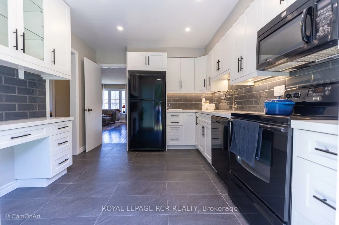 120, Rutledge, Huron Heights-Leslie Valley, Newmarket
