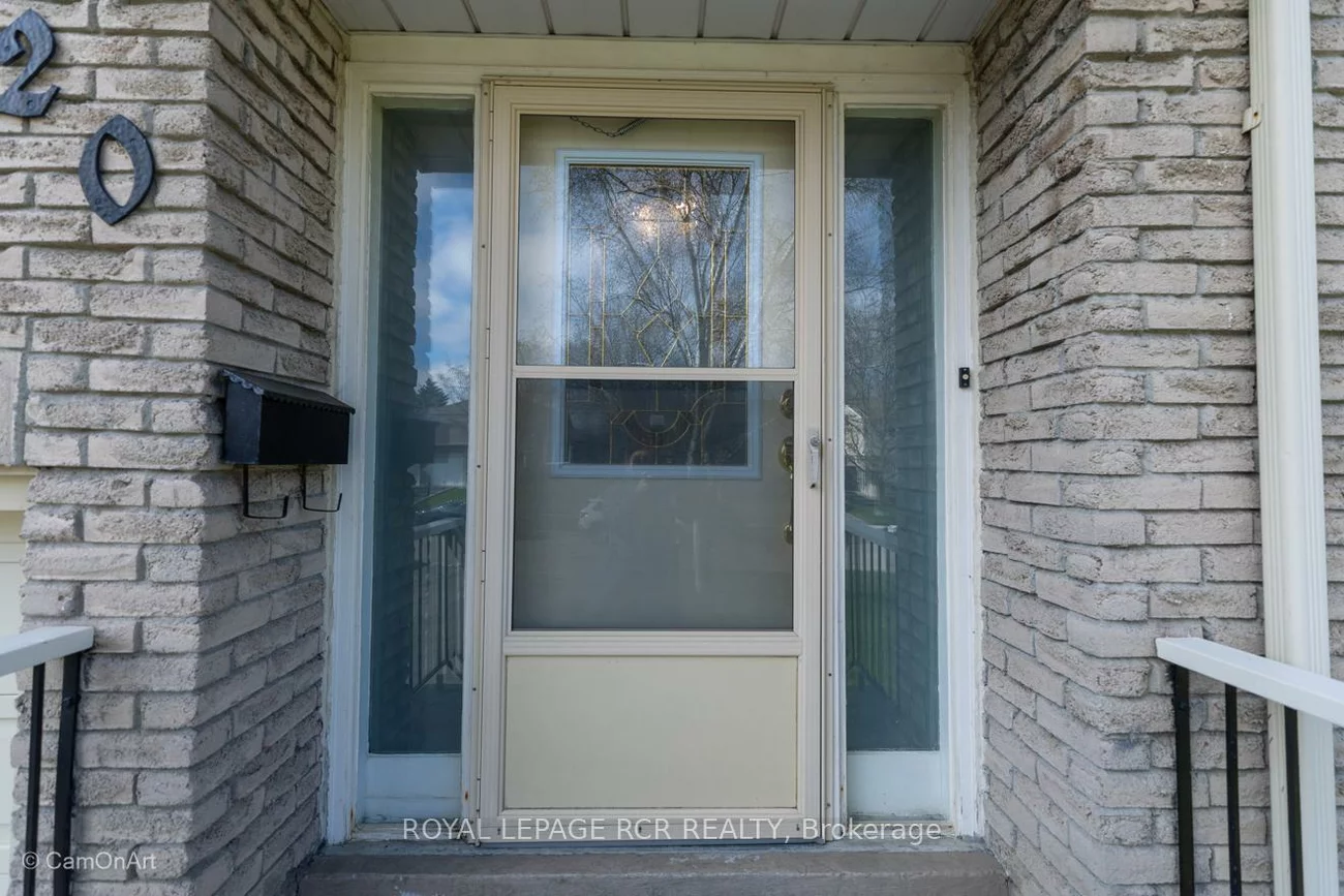 120, Rutledge, Huron Heights-Leslie Valley, Newmarket