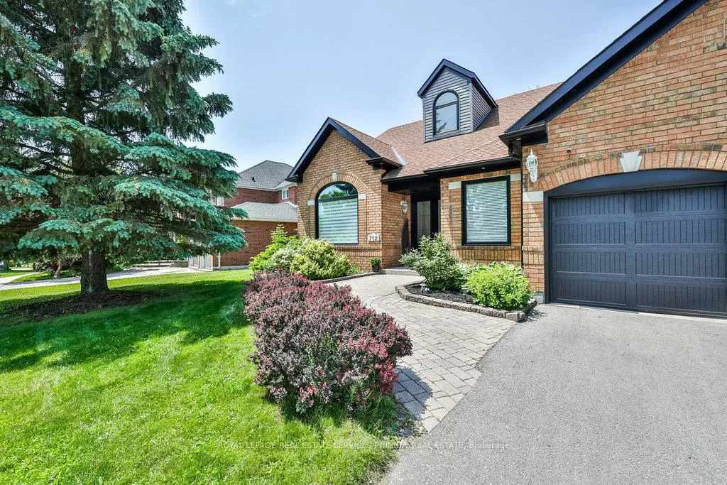 712, Foxcroft, Stonehaven-Wyndham, Newmarket