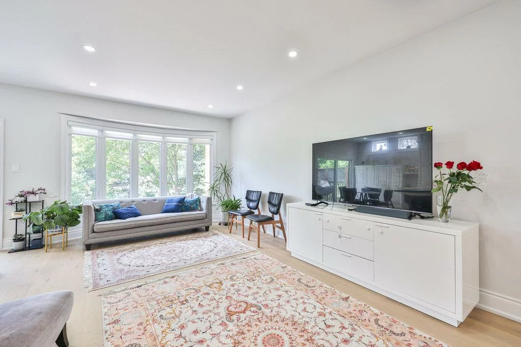 712, Foxcroft, Stonehaven-Wyndham, Newmarket