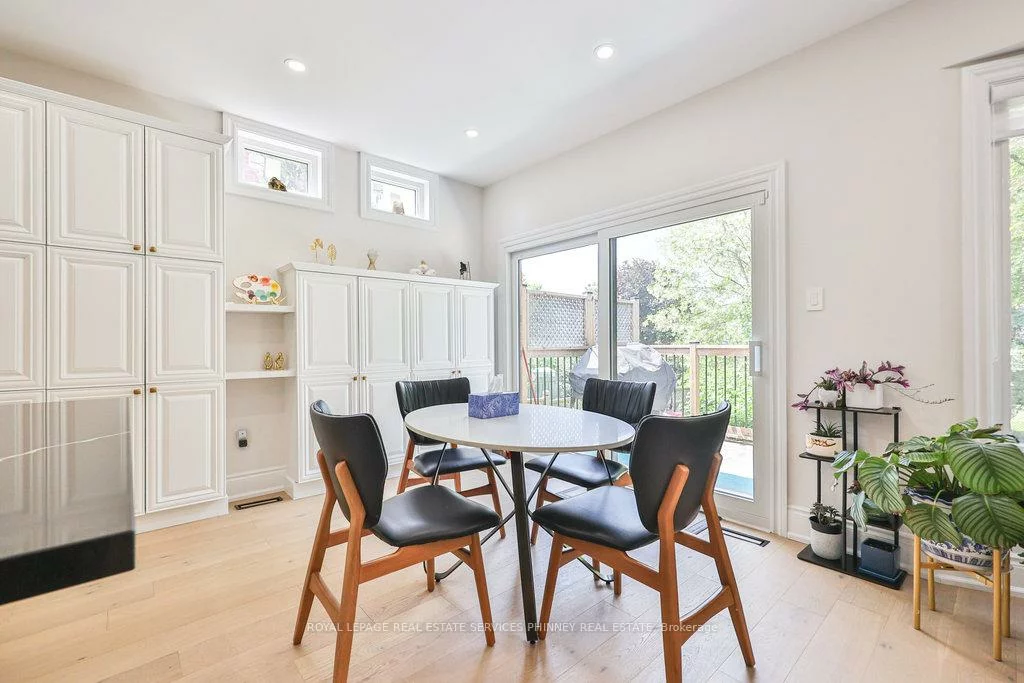 712, Foxcroft, Stonehaven-Wyndham, Newmarket