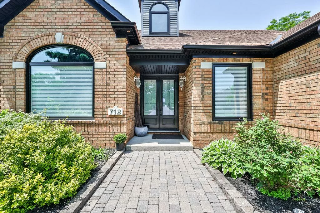 712, Foxcroft, Stonehaven-Wyndham, Newmarket