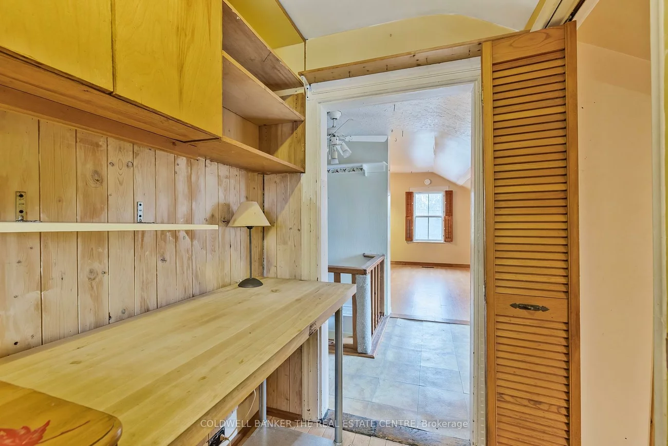 410, Eagle, Central Newmarket, Newmarket