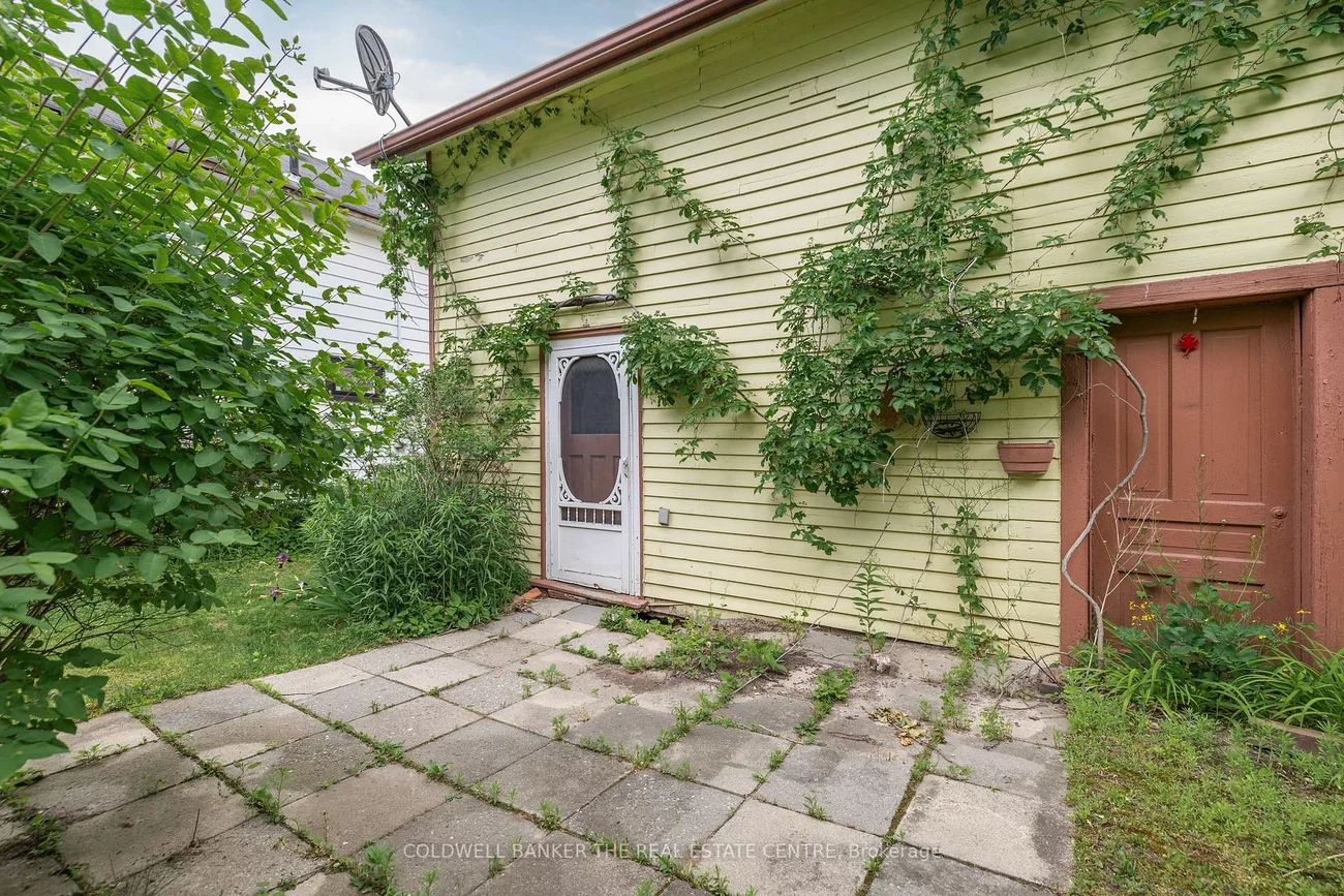 410, Eagle, Central Newmarket, Newmarket