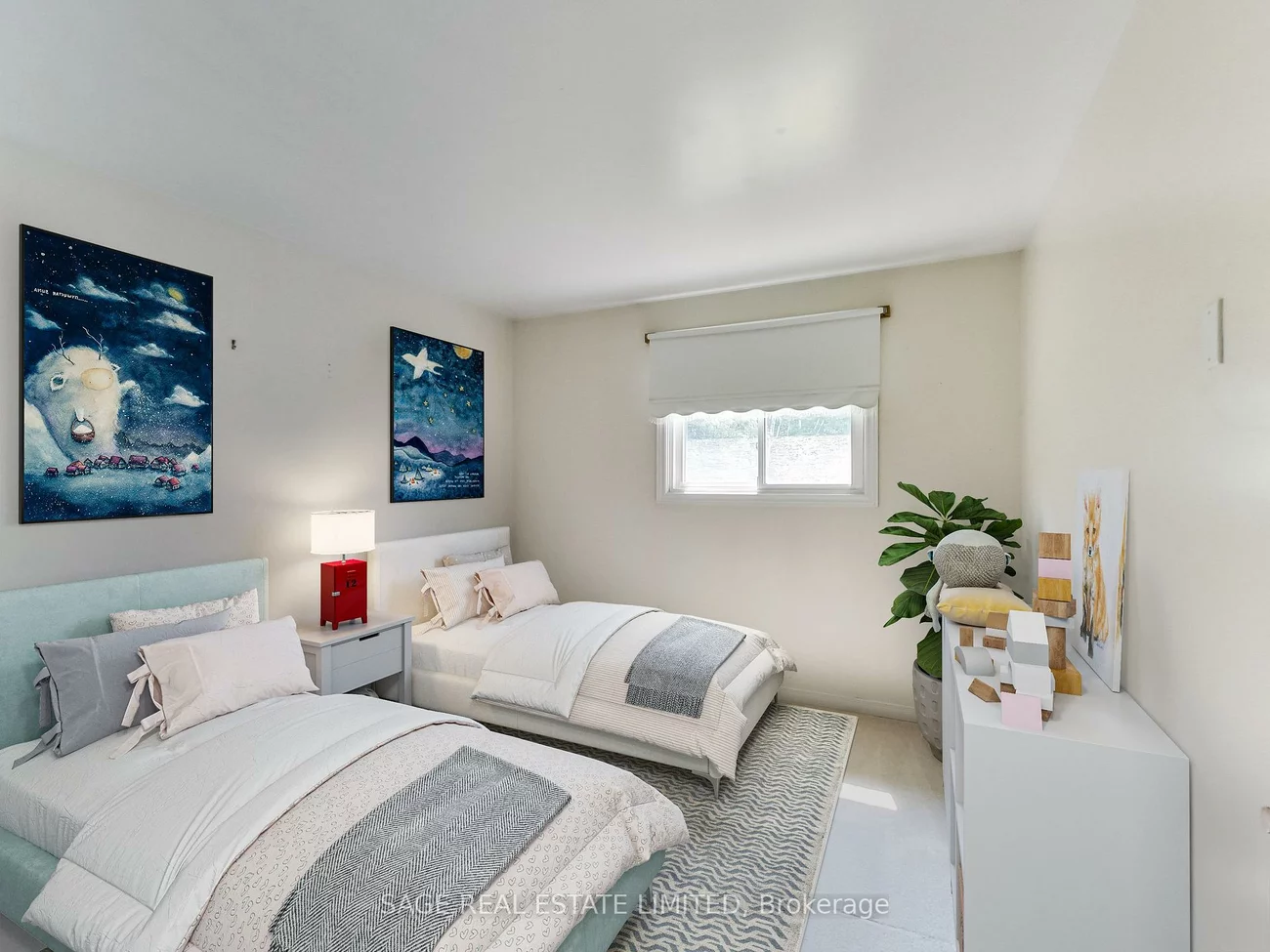 244, Currey, Central Newmarket, Newmarket