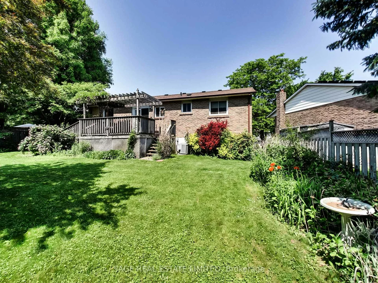 244, Currey, Central Newmarket, Newmarket