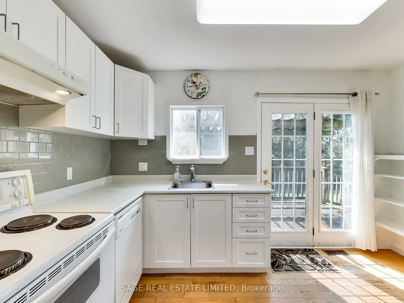 244, Currey, Central Newmarket, Newmarket
