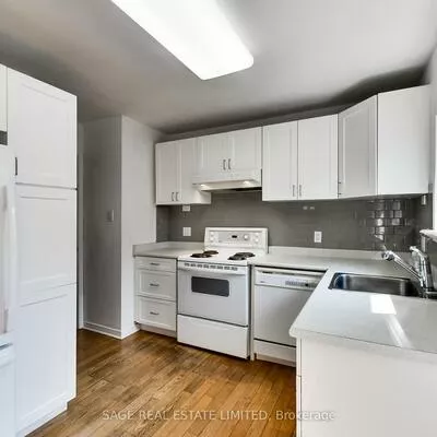 244, Currey, Central Newmarket, Newmarket