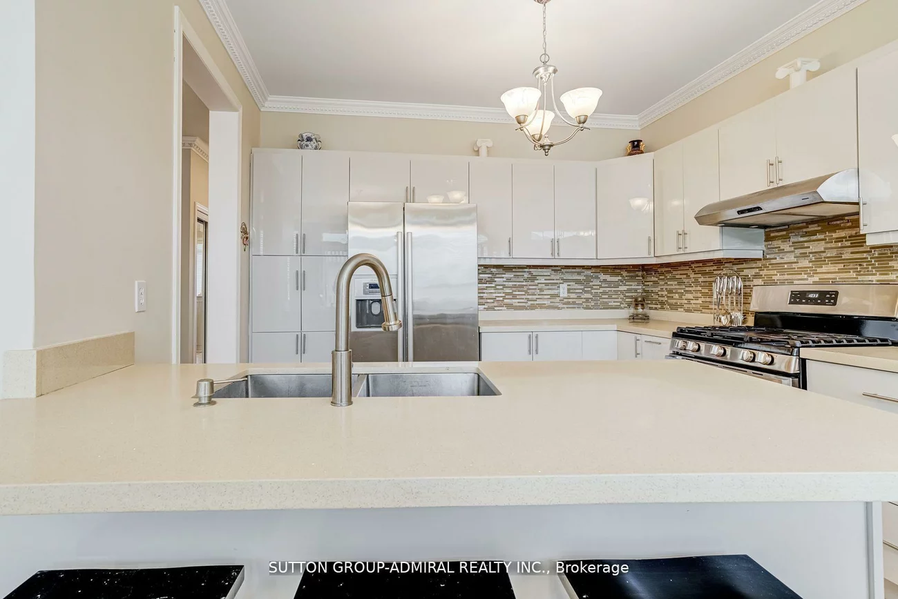 393, Coachwhip, Woodland Hill, Newmarket