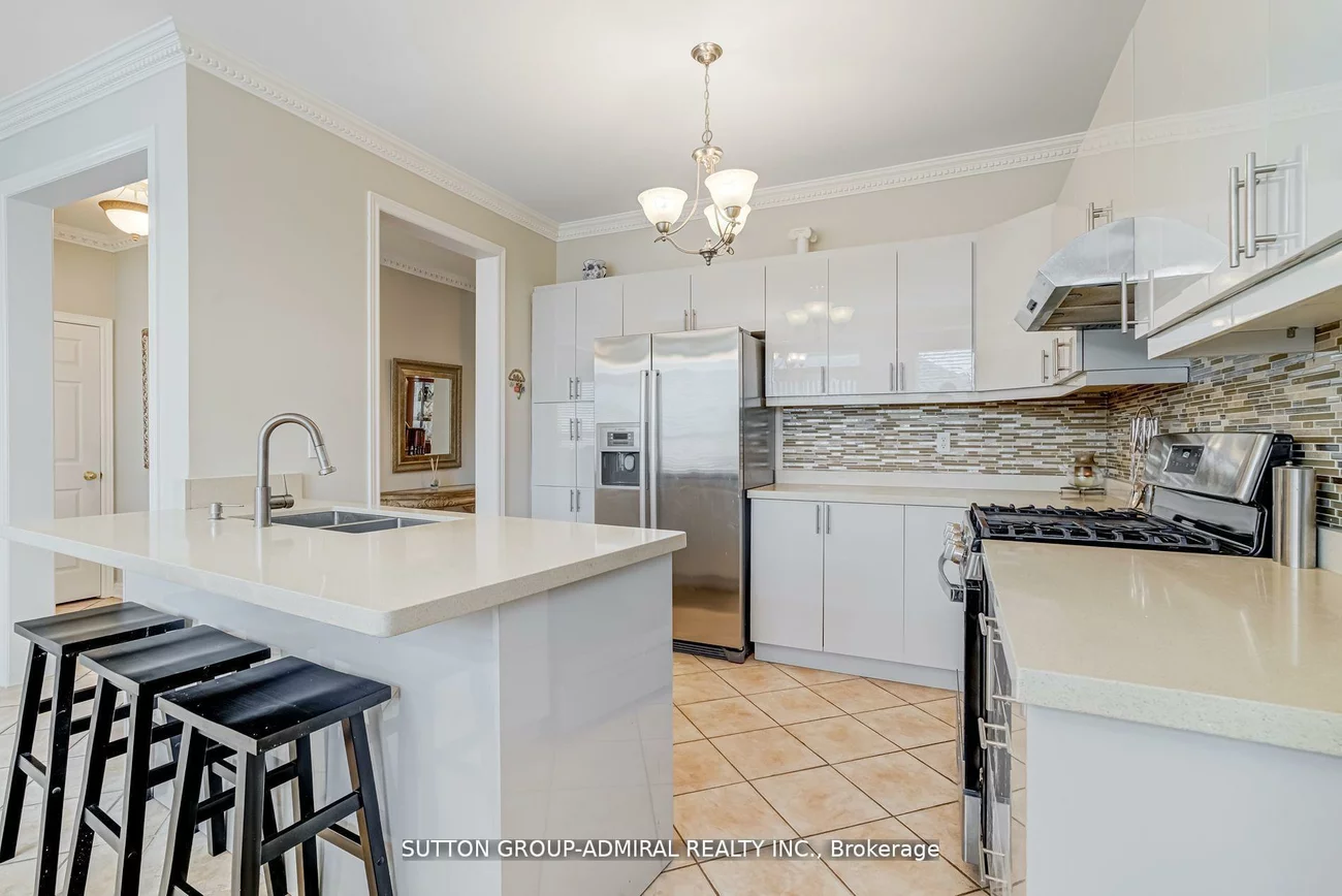 393, Coachwhip, Woodland Hill, Newmarket
