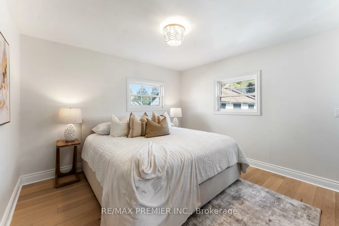 378, Andrew, Central Newmarket, Newmarket