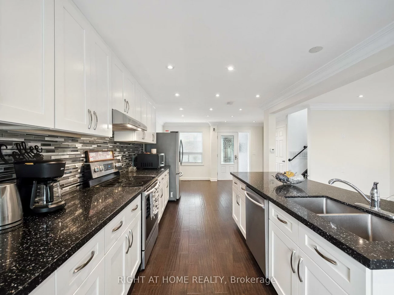 742, Beman, Huron Heights-Leslie Valley, Newmarket