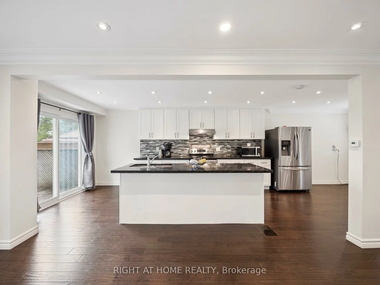 742, Beman, Huron Heights-Leslie Valley, Newmarket