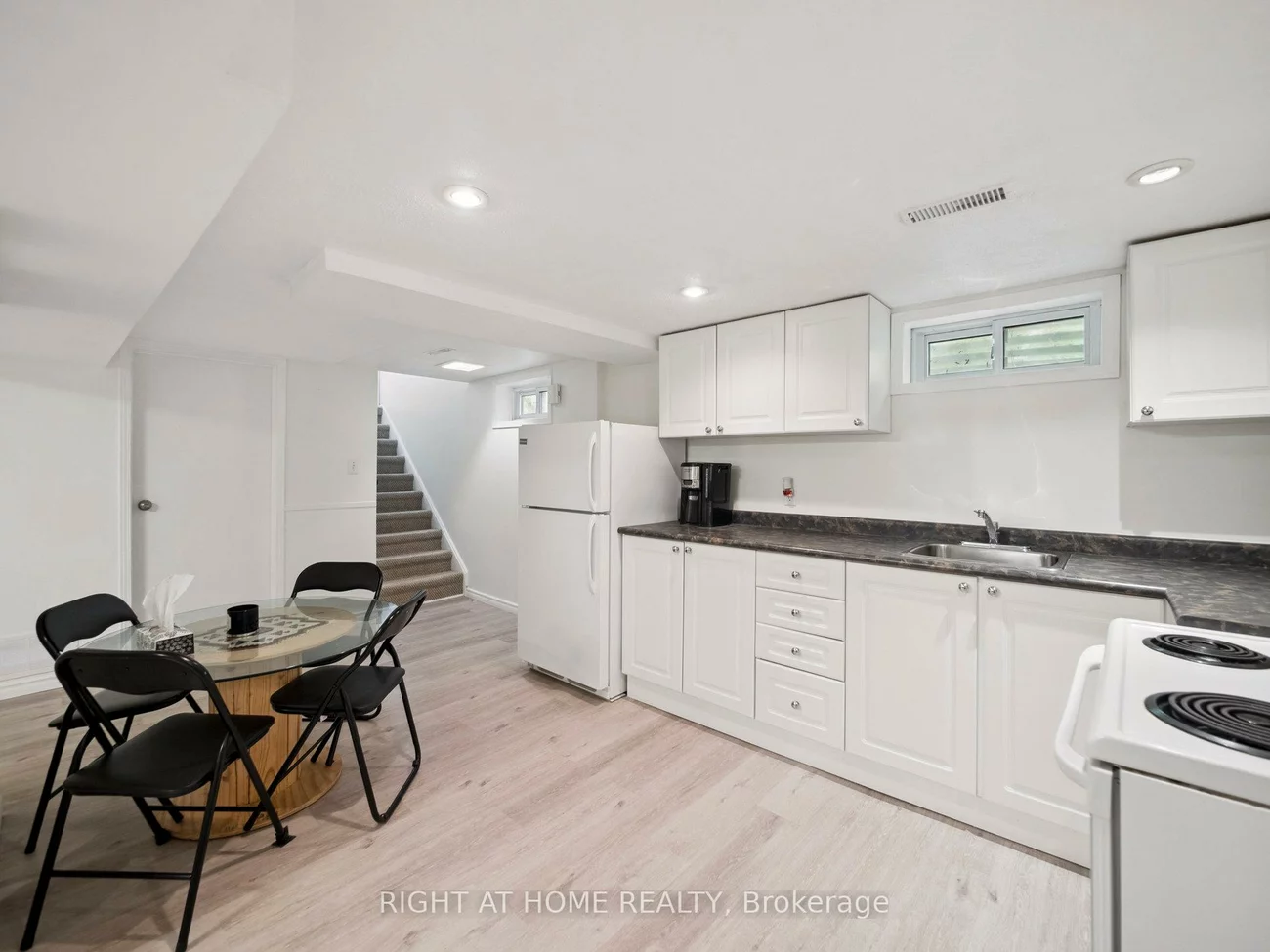 742, Beman, Huron Heights-Leslie Valley, Newmarket