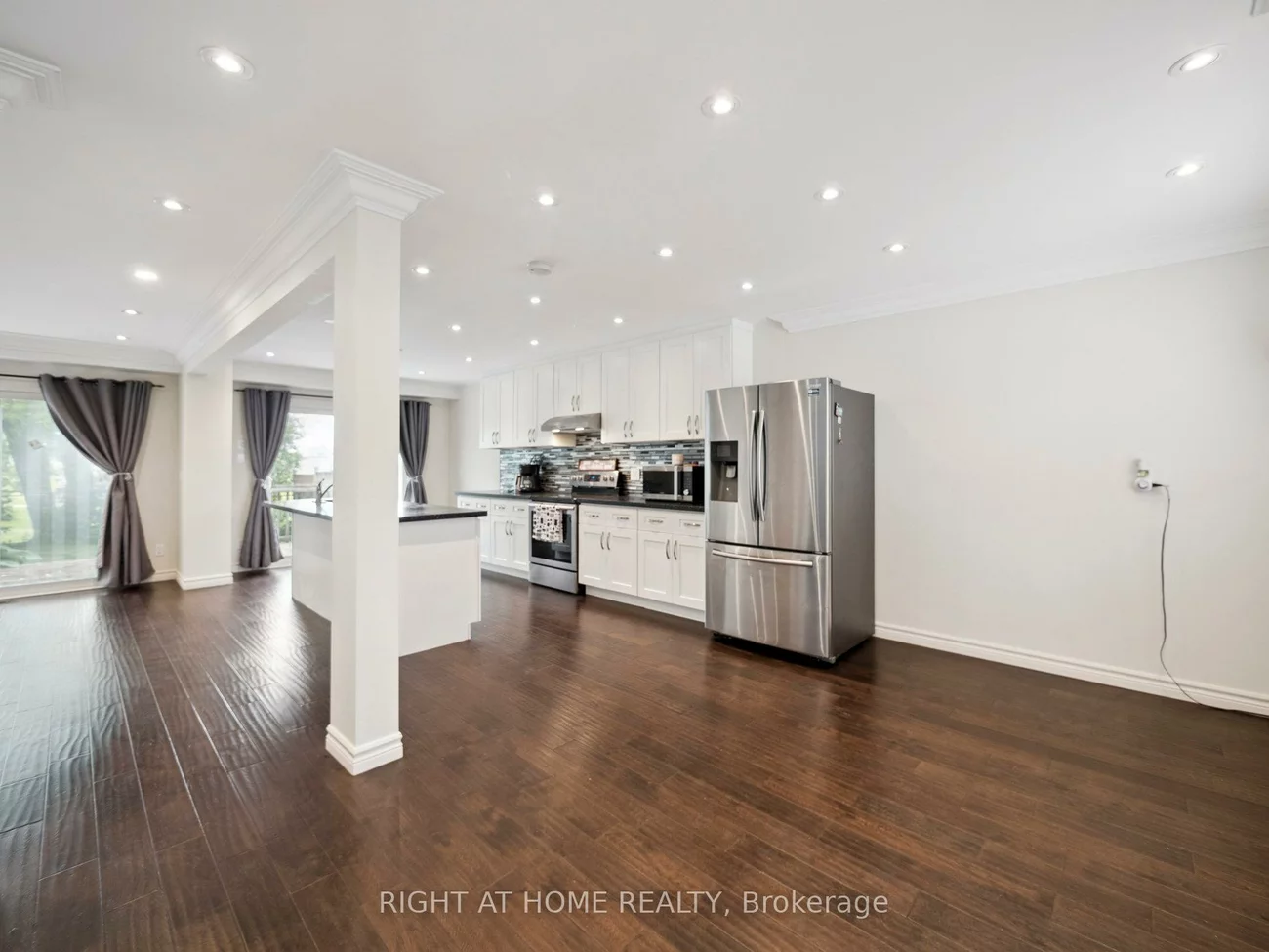742, Beman, Huron Heights-Leslie Valley, Newmarket