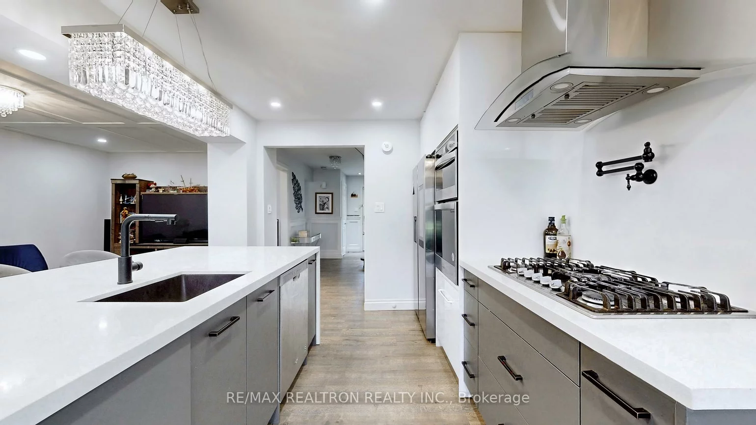 200, Mccaffrey, Glenway Estates, Newmarket