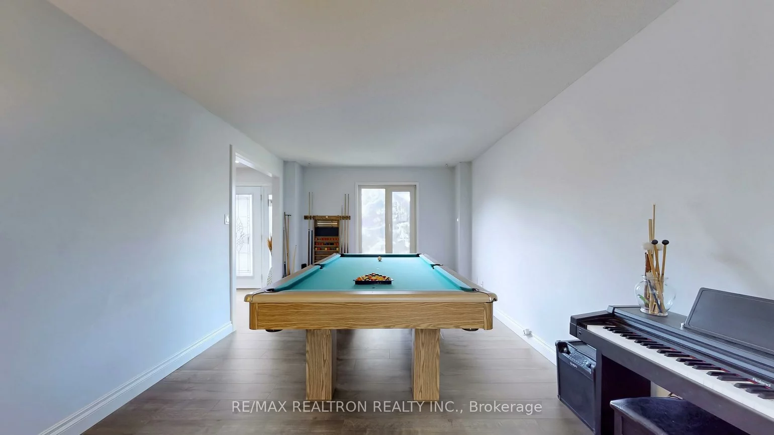 200, Mccaffrey, Glenway Estates, Newmarket