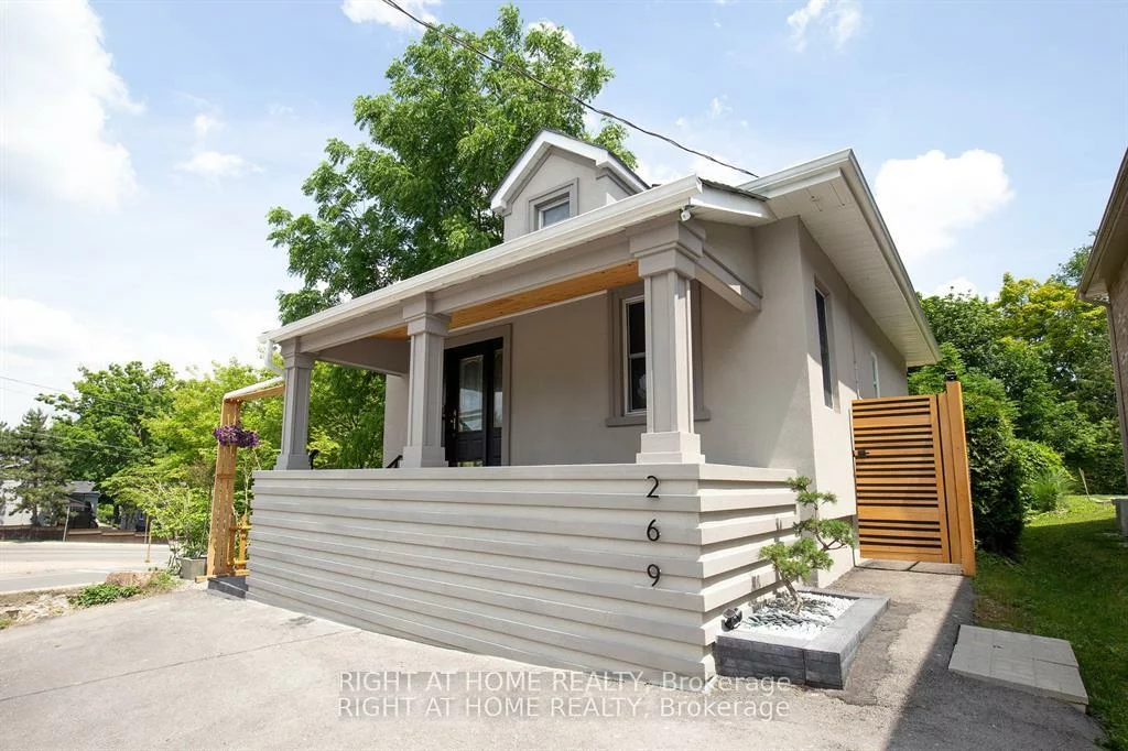 269, Prospect, Gorham-College Manor, Newmarket
