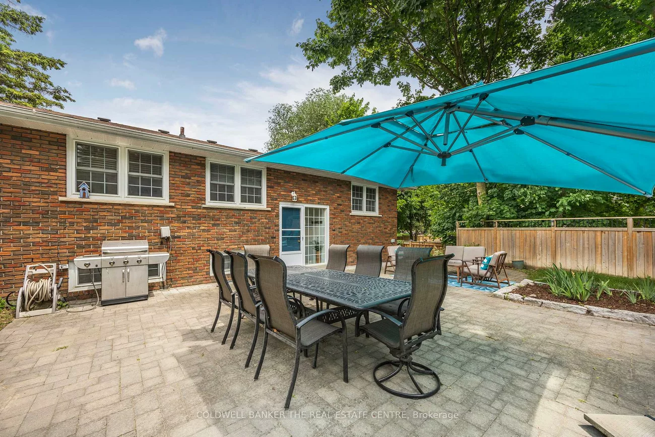 210, Richard, Central Newmarket, Newmarket