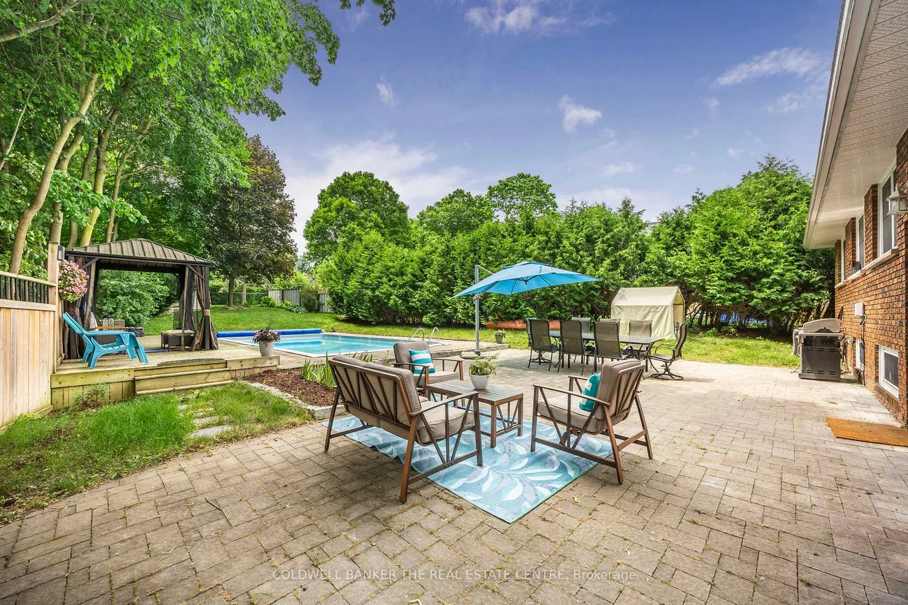 210, Richard, Central Newmarket, Newmarket