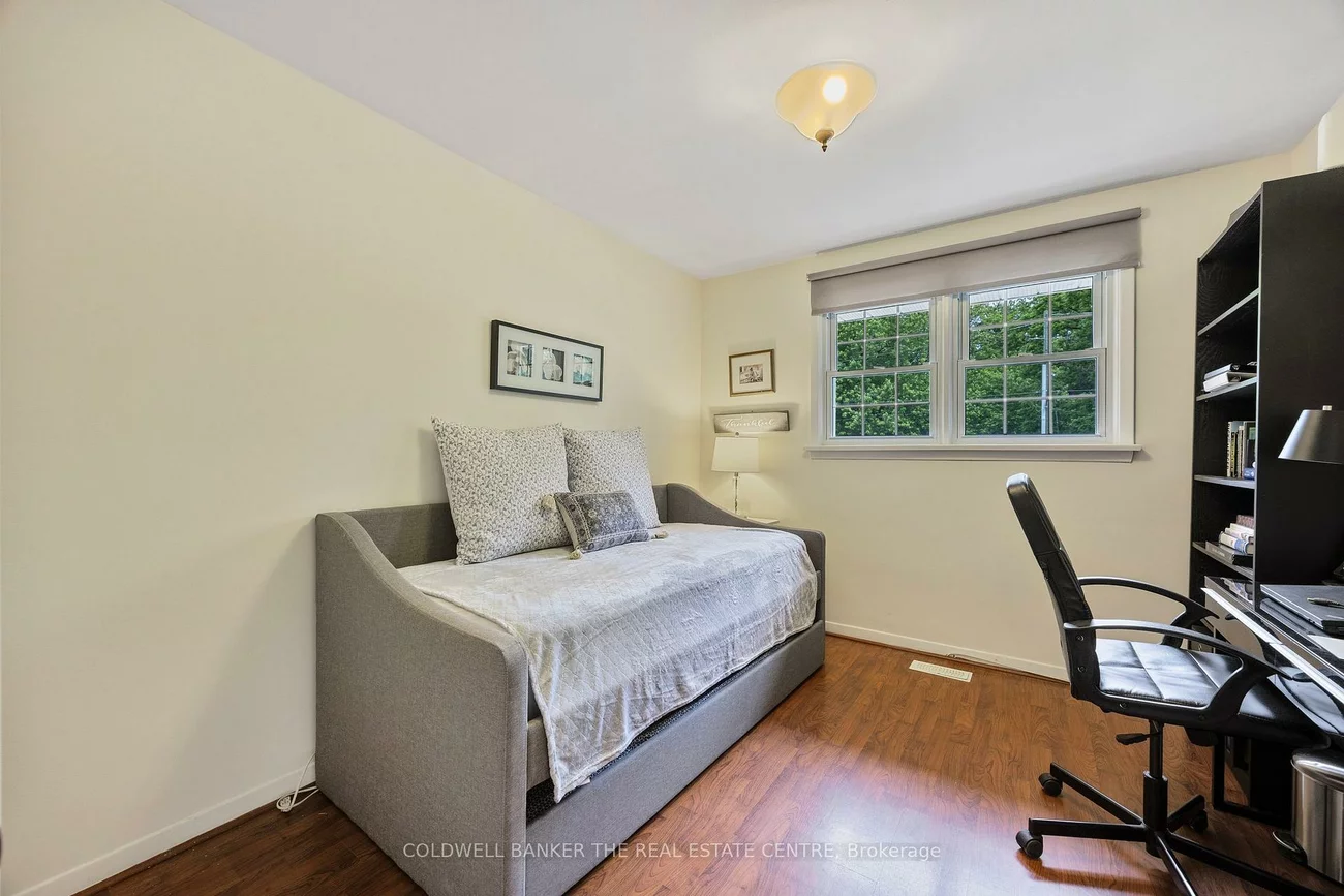 210, Richard, Central Newmarket, Newmarket