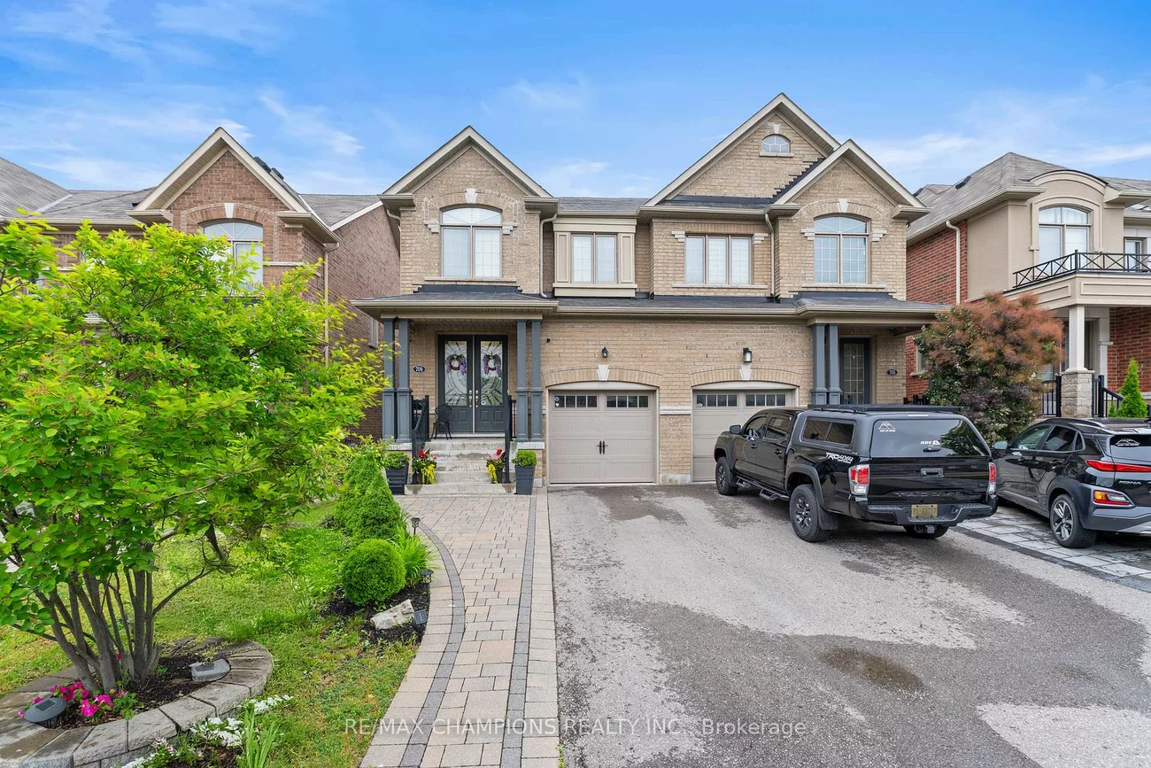 709, Yarfield, Glenway Estates, Newmarket