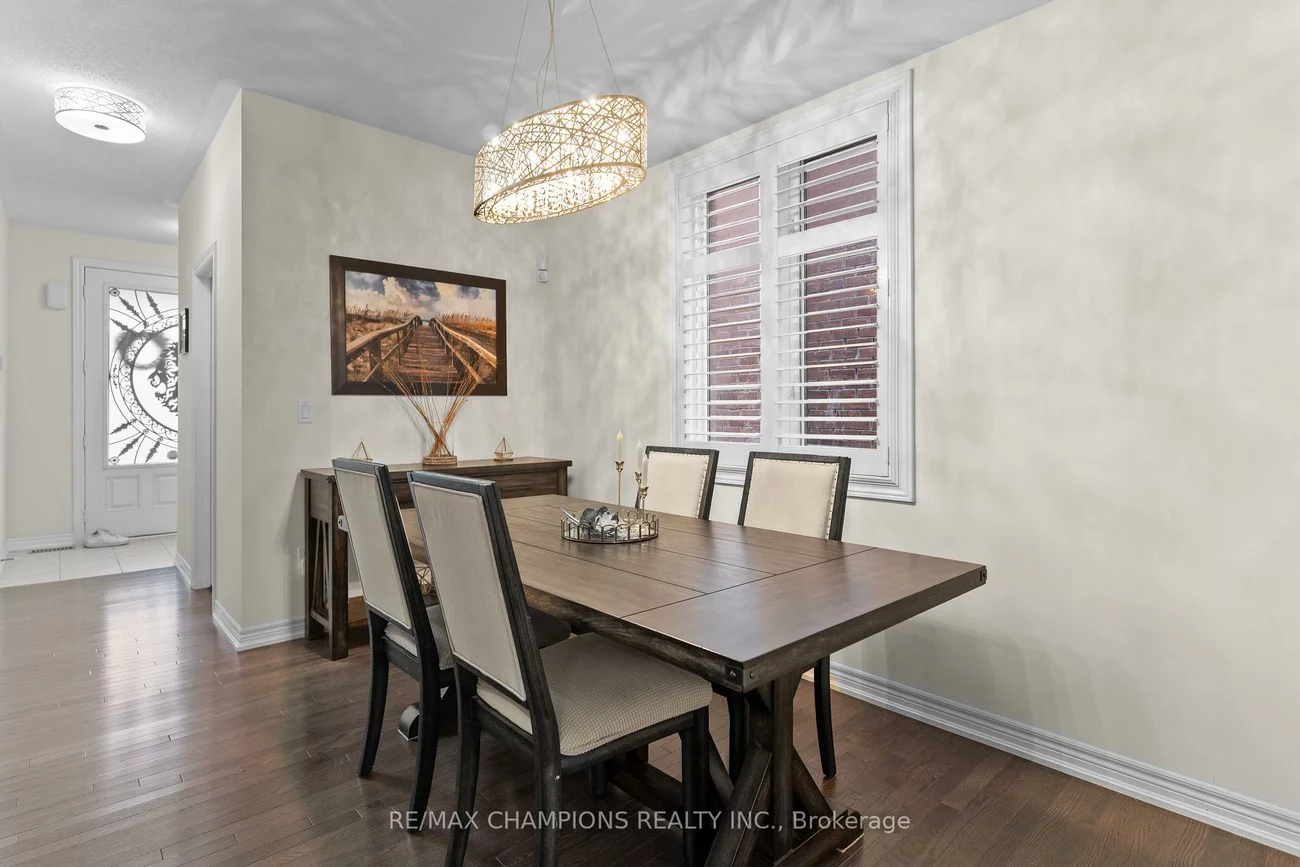 709, Yarfield, Glenway Estates, Newmarket