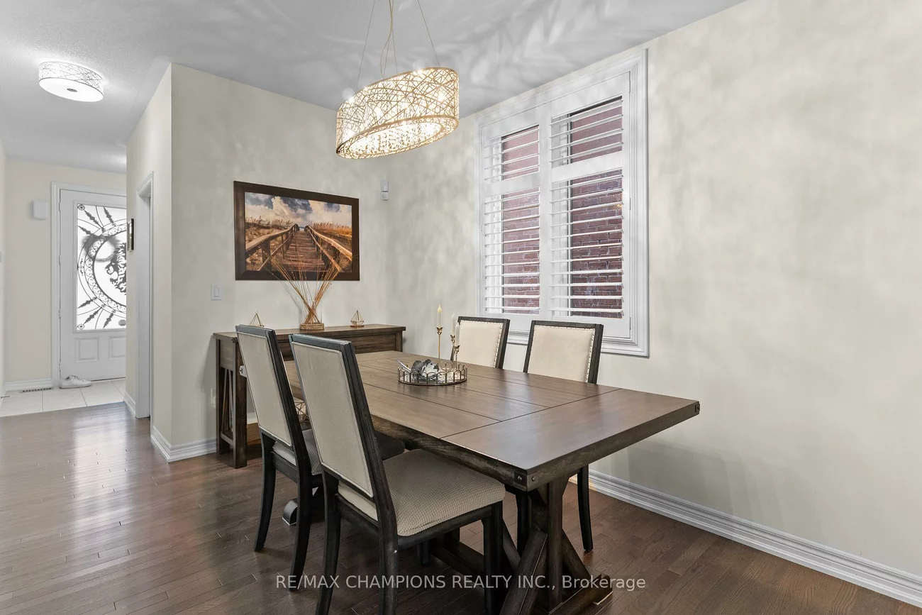 709, Yarfield, Glenway Estates, Newmarket