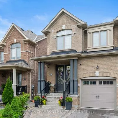 709, Yarfield, Glenway Estates, Newmarket
