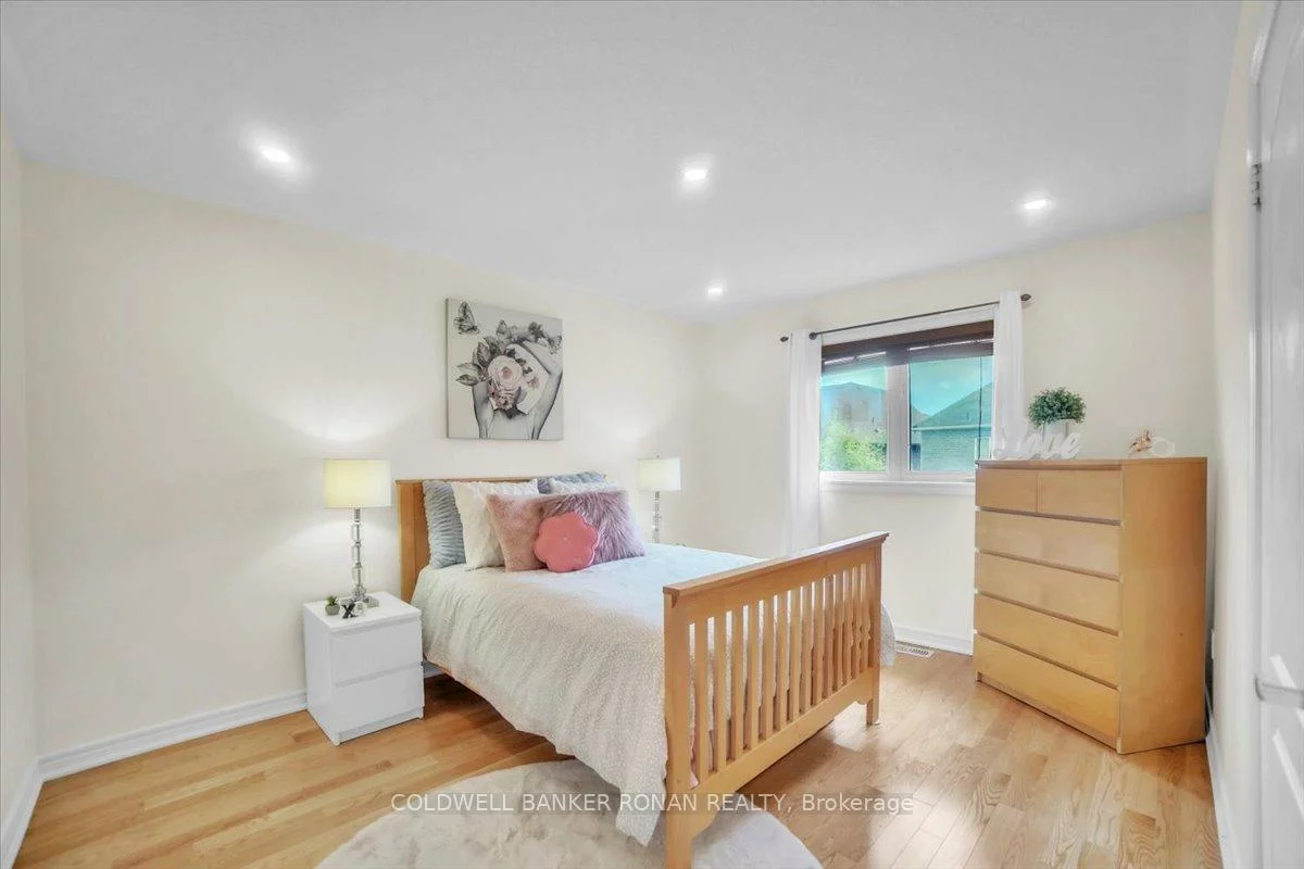 225, Karl Rose, Woodland Hill, Newmarket