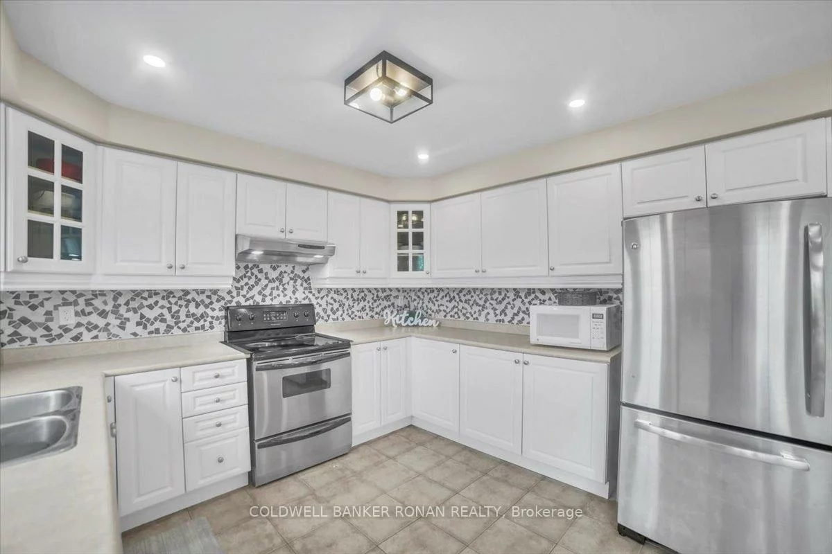 225, Karl Rose, Woodland Hill, Newmarket