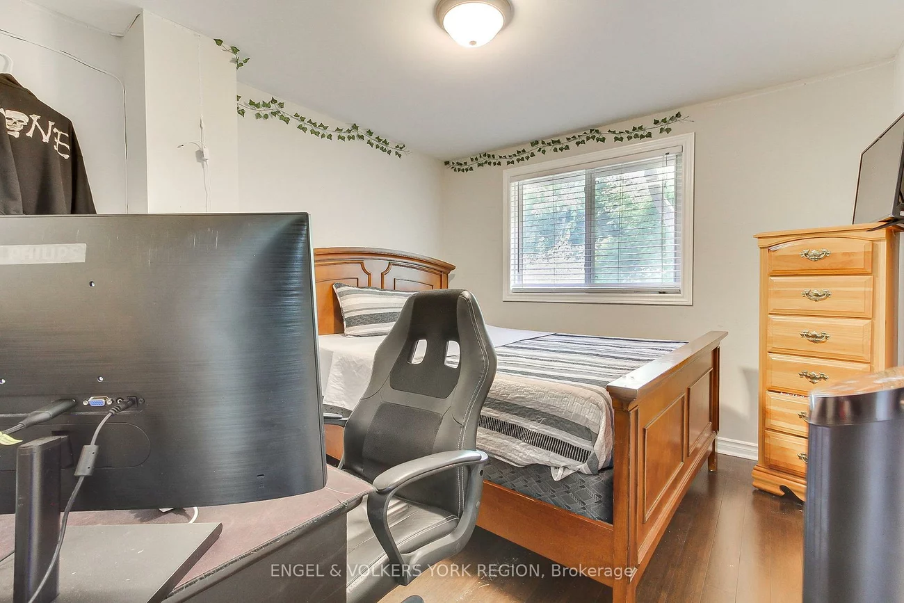 256, Penn, Bristol-London, Newmarket