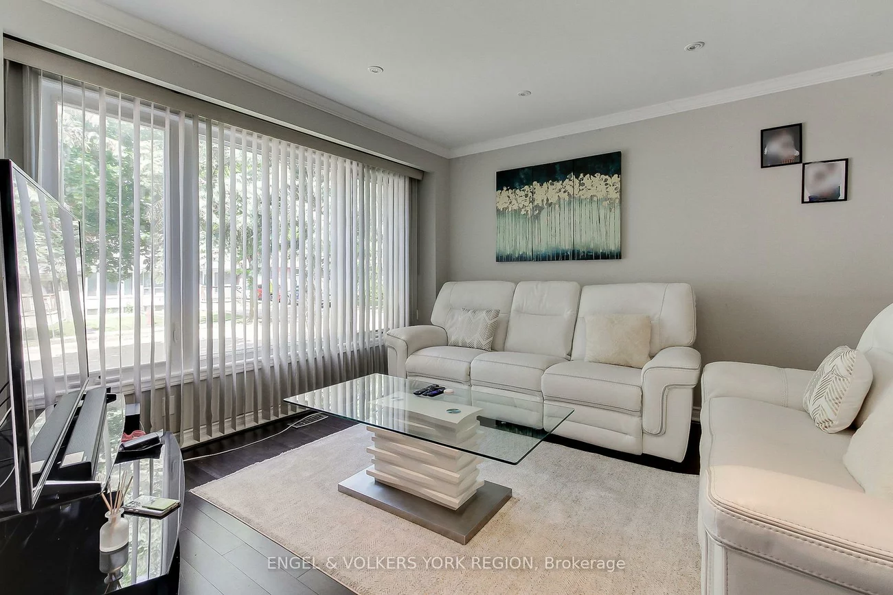 256, Penn, Bristol-London, Newmarket